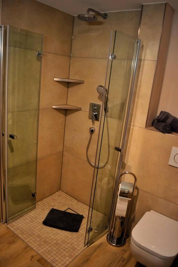 Ferienwohnungen Lamisto Am Waldesrand Neckartenzlingen Ngoại thất bức ảnh