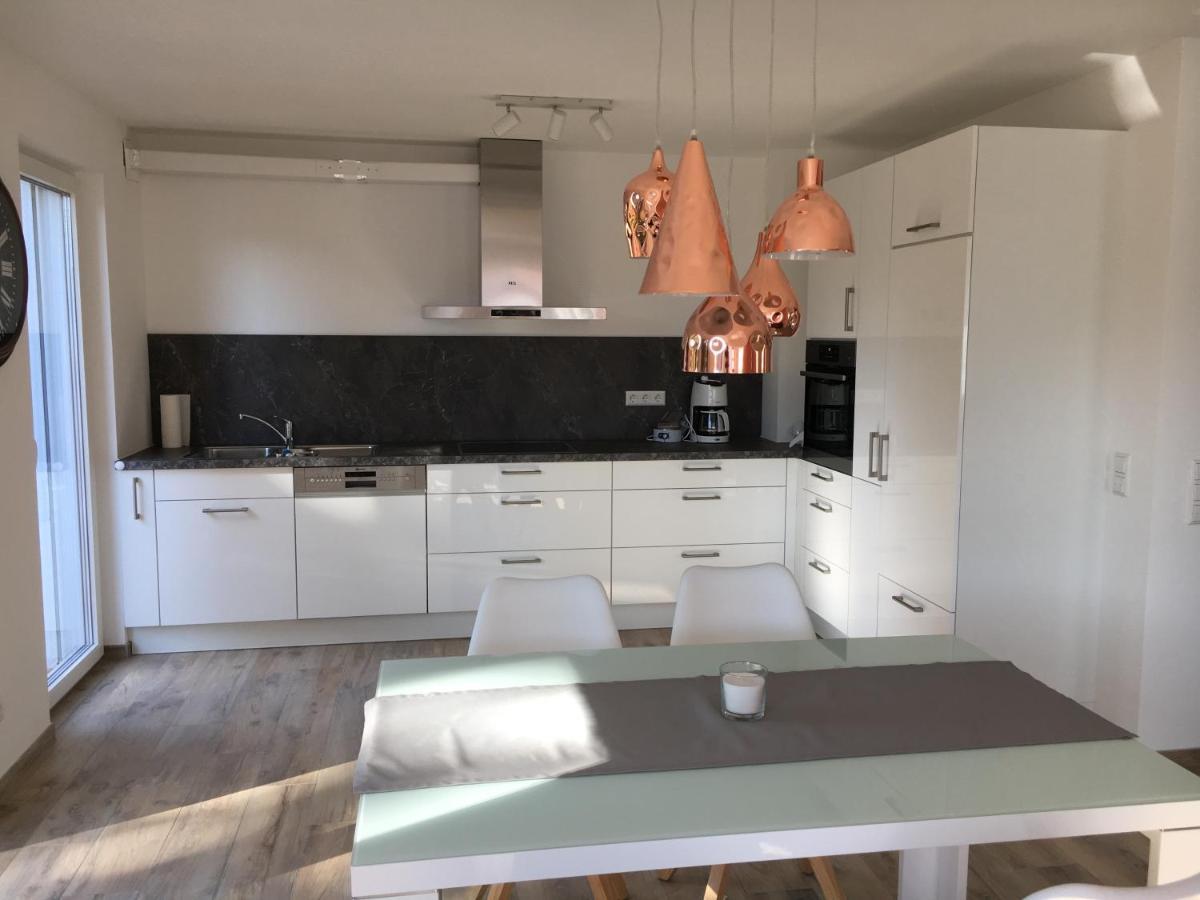 Ferienwohnungen Lamisto Am Waldesrand Neckartenzlingen Ngoại thất bức ảnh