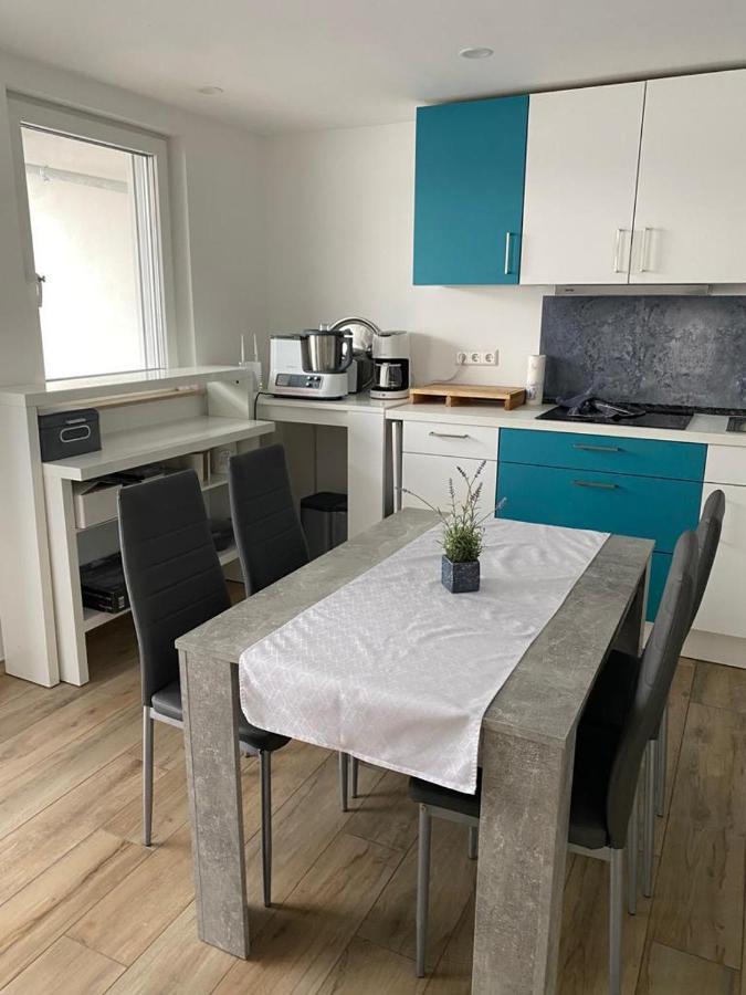 Ferienwohnungen Lamisto Am Waldesrand Neckartenzlingen Ngoại thất bức ảnh